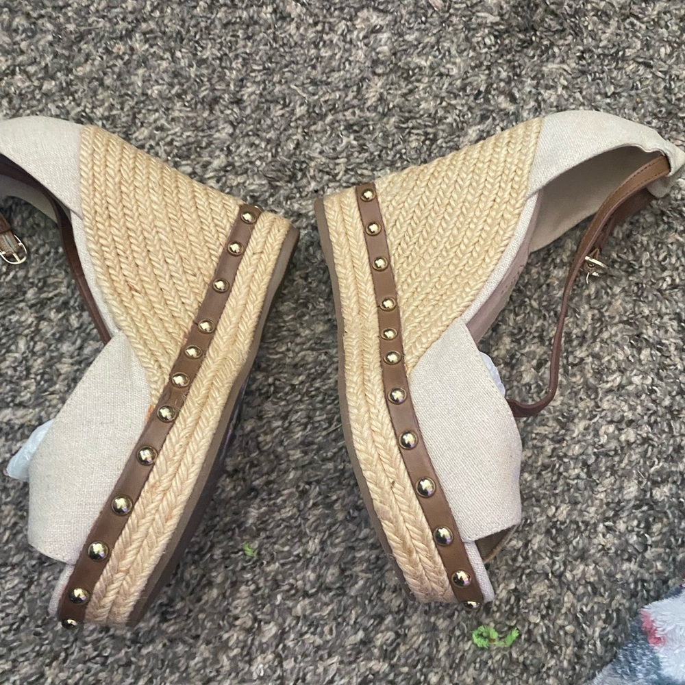 Aldo - Picture 5 of 14